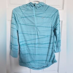 Niks 3/4 sleeve hooded shirt